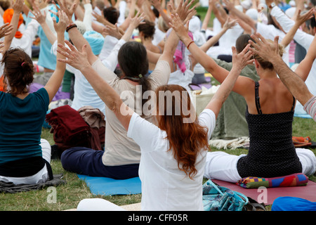 Kundalini Yoga festival, Mur-de-Sologne, Loir-et-Cher, Francia, Europa
