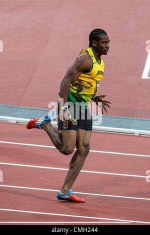 8 de agosto de 2012. Yohan Blake (JAM) compitiendo en los hombres de la semi-final de 200m en el verano de los Juegos Olímpicos de Londres 2012 Foto de stock