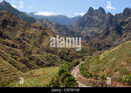 Cabo Verde, isla de Santo Antao, Ribeira Grande, entró del valle Foto de stock