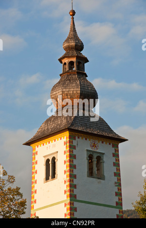 Eslovenia, Región Goriska, Bovec, el Parque Nacional de Triglav, St John the Baptist Church Foto de stock