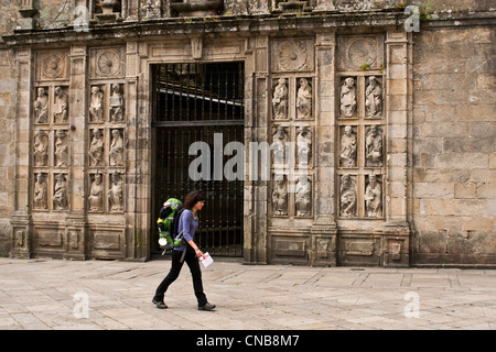 España, Galicia, Santiago de Compostela, catalogada como Patrimonio de la Humanidad por la UNESCO, Quintana, se abre la puerta santa que cuando Julio