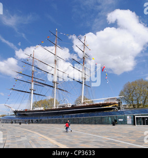 Historia de Cutty Sark Clipper barco y museo en exhibición Como atracción turística a bordo después de la restauración histórica ciudad marítima Greenwich Londres Reino Unido Foto de stock