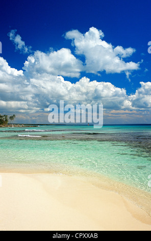 República Dominicana, provincia de La Altagracia, Bayahibe, Playa Foto de stock