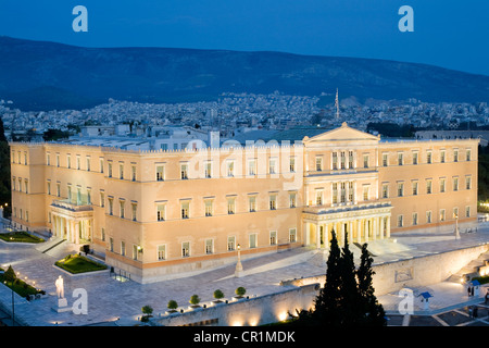 Ática, Grecia, Atenas, vista desde el Hotel Grande Bretagne terraza en el Parlamento se asentaron en el antiguo Rey Othon I Foto de stock