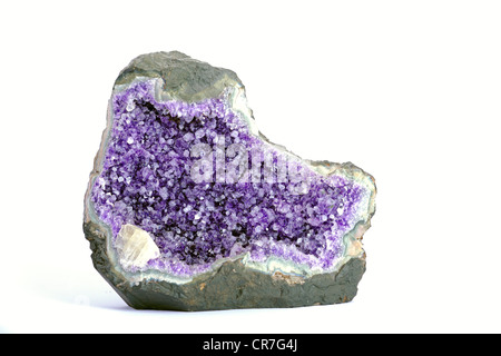 Amethyst Geode, con inclusiones de calcita, Brasil, América del Sur Foto de stock