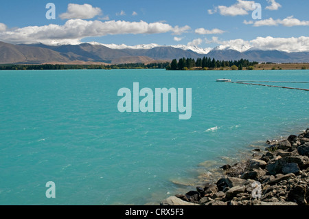 Lago Ruataniwha, un lago artificial en la cuenca de Mackenzie en la Isla Sur de Nueva Zelanda Foto de stock