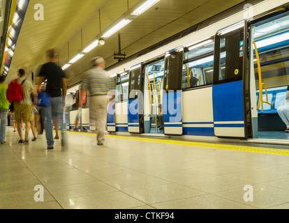 La estación de Metro de Madrid, España, Europa Foto de stock