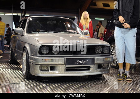 Exposición de tuning coche — Foto editorial de stock © Gilles_Paire  #50524771