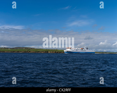 dh MV Hamnavoe HOY SOUND ORKNEY Northlink transbordadores MV Hamnavoe transitar Orkney costa ro ro ferry reino unido barco vela Foto de stock
