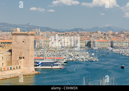 Vista panorámica de Marsella y puerto viejo Foto de stock