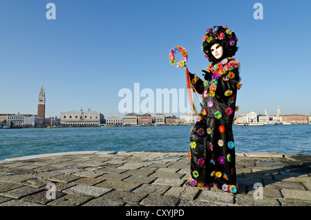 Máscara veneciana, Carnevale, el Carnaval en Venecia, Véneto, Italia, Europa Foto de stock