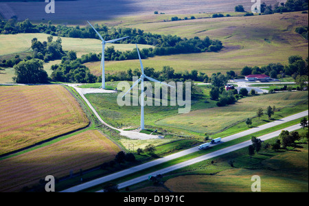 Fotografía aérea aerogeneradores Western Illinois Foto de stock