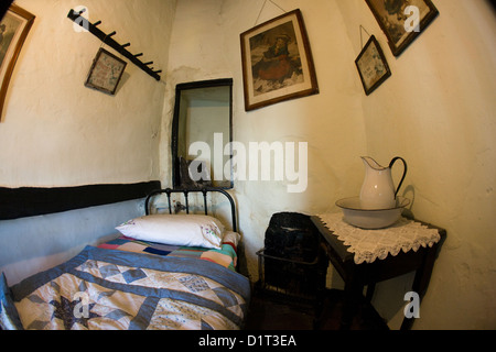 El interior de la casa más pequeña de Gran Bretaña, en Conwy, Gales