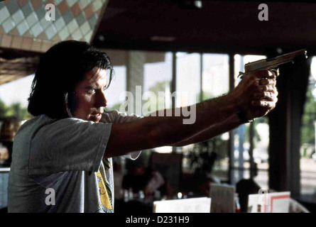 Pulp Fiction Pulp Fiction John Travolta Vincent (John Travolta) *** Local Caption *** 1994 Miramax Films/IFTN Foto de stock