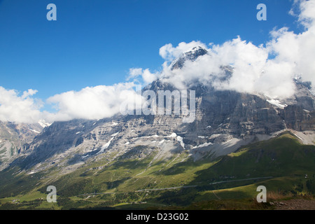 La famosa cara norte del Monte Eiger en la región de Jungfrau Foto de stock