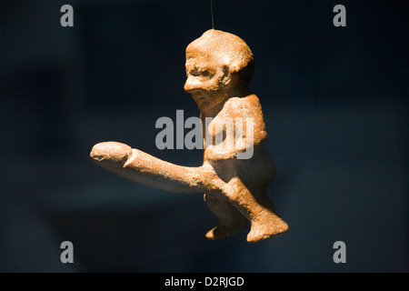 Asia, turchia, Anatolia, Selcuk, museo de Éfeso, representación del dios fálico priapus Foto de stock