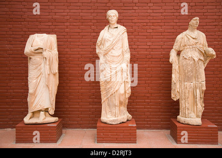 Asia, turchia, Anatolia, Selcuk, museo de Éfeso, estatuas de la fuente de Trajano Foto de stock
