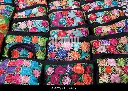 Bolsas oaxaqueñas bordadas hot sale