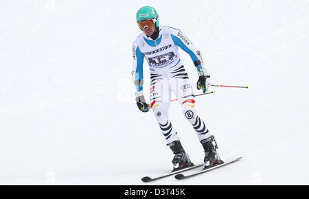 Garmisch-Partenkirchen (Alemania), 24 Feb, 2013. Alemania de Felix Neureuther reacciona después de que el hombre de slalom gigante en la carrera de la Copa del Mundo de esquí alpino de Garmisch-Partenkirchen (Alemania), el 24 de febrero de 2013. Foto: KARL-JOSEF HILDENBRAND/dpa/Alamy Live News