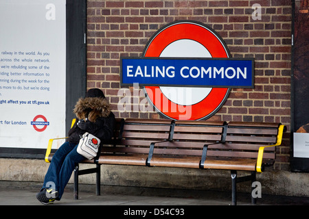 Ealing Common, Londres, Reino Unido.