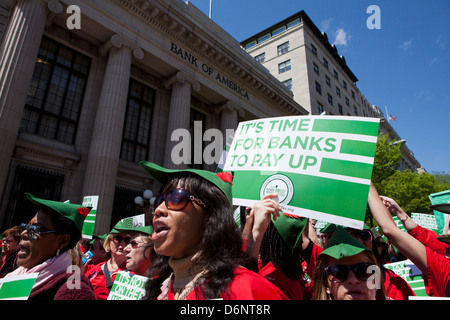 Impuesto Robin Hood partidarios rally - Washington, DC, EE.UU. Foto de stock