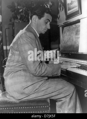 Irving Berlin, compositor norteamericano, letrista y compositor