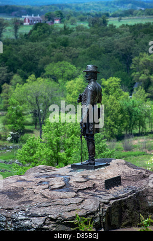 General Kemble Warren en Little Round Top, Parque Militar Nacional, Pennsylvania, EE.UU. Foto de stock