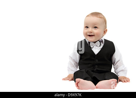 Niño niño caballero en traje retro con tirantes y gorra está sentado en un  coche de madera. Fiesta infantil con globos Feliz cumpleaños, 1 año:  fotografía de stock © Yarkovoy #248648742