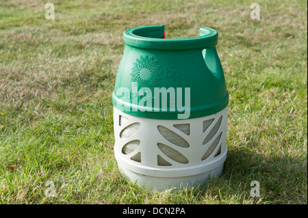 Una botella de 5 kilogramo de BP gaslite un ligero butano bombona de gas  para camping caravaning abd BBq's Fotografía de stock - Alamy