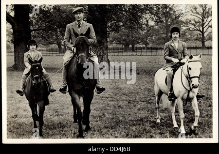 Ak Su Majestad el Rey George VI, Windsor Great Park, la Princesa Isabel.