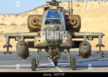 La Fuerza Aérea Israelí (IAF) Apache AH-64A (Petén) helicóptero Foto de stock