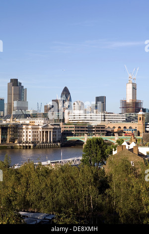 Londres, Reino Unido, con vistas a la ciudad de Londres desde el Museo Tate Modern de Foto de stock