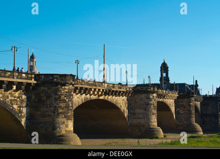 Puente Augustusbrucke Dresden City Sajonia Alemania oriental Europa central
