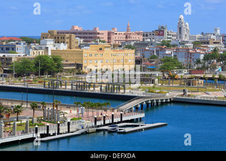 Bahía Urbana en San Juan, Puerto Rico, Antillas, Caribe, América Central