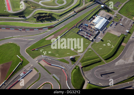 Vista aérea del helipuerto en el medio de la pista de Silverstone Foto de stock