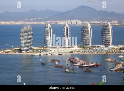 La ciudad de Sanya, isla de Hainan, Guangdong, China, Asia