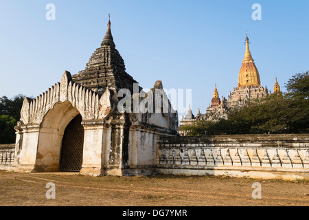 El Templo de Ananda, Old Bagan, Myanmar, Asia
