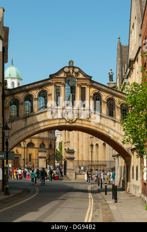 Puente de los Suspiros, Oxford, Oxford, Inglaterra Foto de stock