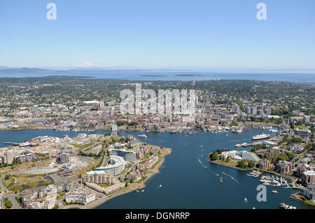 Vista aérea del puerto de Victoria, Victoria, la isla de Vancouver, British Columbia, Canadá Foto de stock