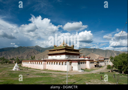 El budismo tibetano, templo central, Uetse, Monasterio Samye, el Himalaya, el Tíbet central, Ue-Tsang, Región Autónoma del Tibet Foto de stock