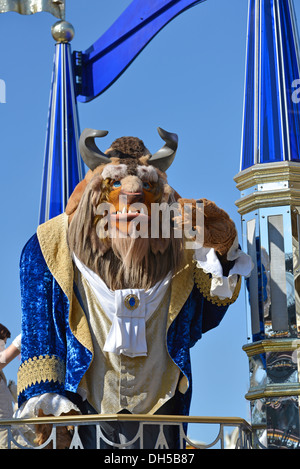 La Bestia De La Bella Y La Bestia Personajes De Disney Magic Kingdom Disney World Orlando Florida Fotografia De Stock Alamy