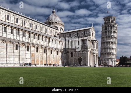 Piazza dei Miracoli Duomo e Torre di Pisa Foto de stock