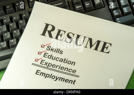 Candidato Reanudar requiere habilidades, educación y experiencia para encontrar empleo Foto de stock