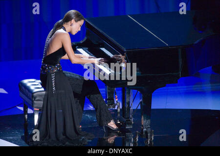 Jan 21, 2006; Las Vegas, Nevada, EE.UU.; Miss Georgia MONICA PANG realiza en la competencia de talento en el concurso de Miss América en el Aladdin Resort and Casino, Las Vegas, Nevada. Crédito: Foto obligatoria por Dave Smith/ZUMA Press. (©) Copyright 2006 por Dave Smith