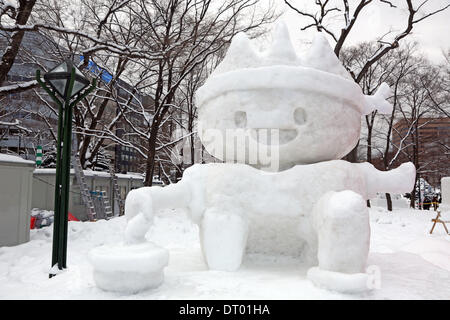 Sapporo, Japón. El 5 de febrero de 2014. Esculturas de Hielo en el primer día del 65º Festival de la Nieve de Sapporo 2014 en Sapporo, Japón. Más de dos millones de personas se espera que asistan a la semana de festival. Crédito: Paul Brown/Alamy Live News