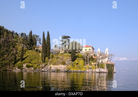 Villa del Balbianello tomada de un barco en el Lago Como la Villa es hermosa y reconocibles de Star Wars y Casino Royale