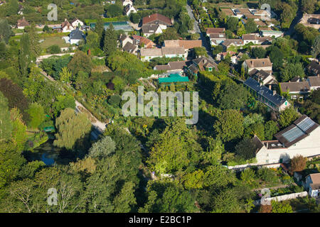 Francia, Eure, Giverny, Monet, La casa y el jardín (vista aérea) Foto de stock