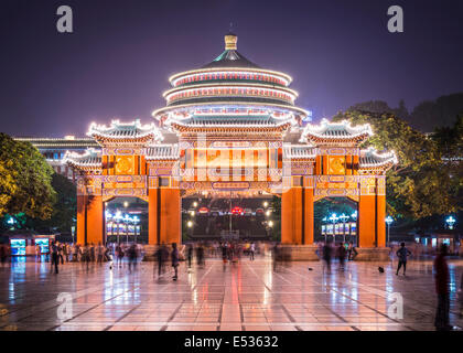 Chongqing, China, en el Gran Salón del Pueblo y la Plaza del Pueblo.