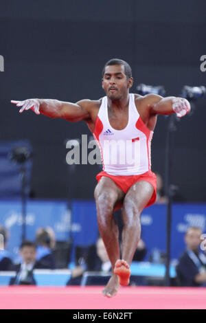 William Albert de Trinidad y Tobago en el ejercicio de suelo en la gimnasia  artística en los juegos de la Commonwealth de 2014 en Glasgow Fotografía de  stock - Alamy