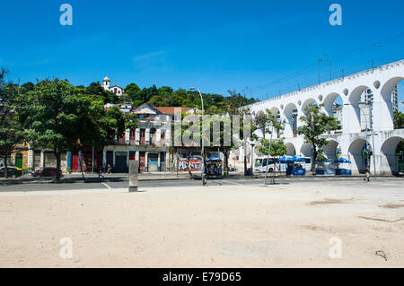 Arcos da Lapa o Acueducto Carioca en Lapa, Río de Janeiro, Brasil Foto de stock